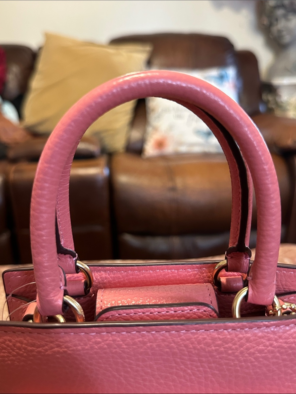 Coach mini pink pepper purse - Picture 10 of 16
